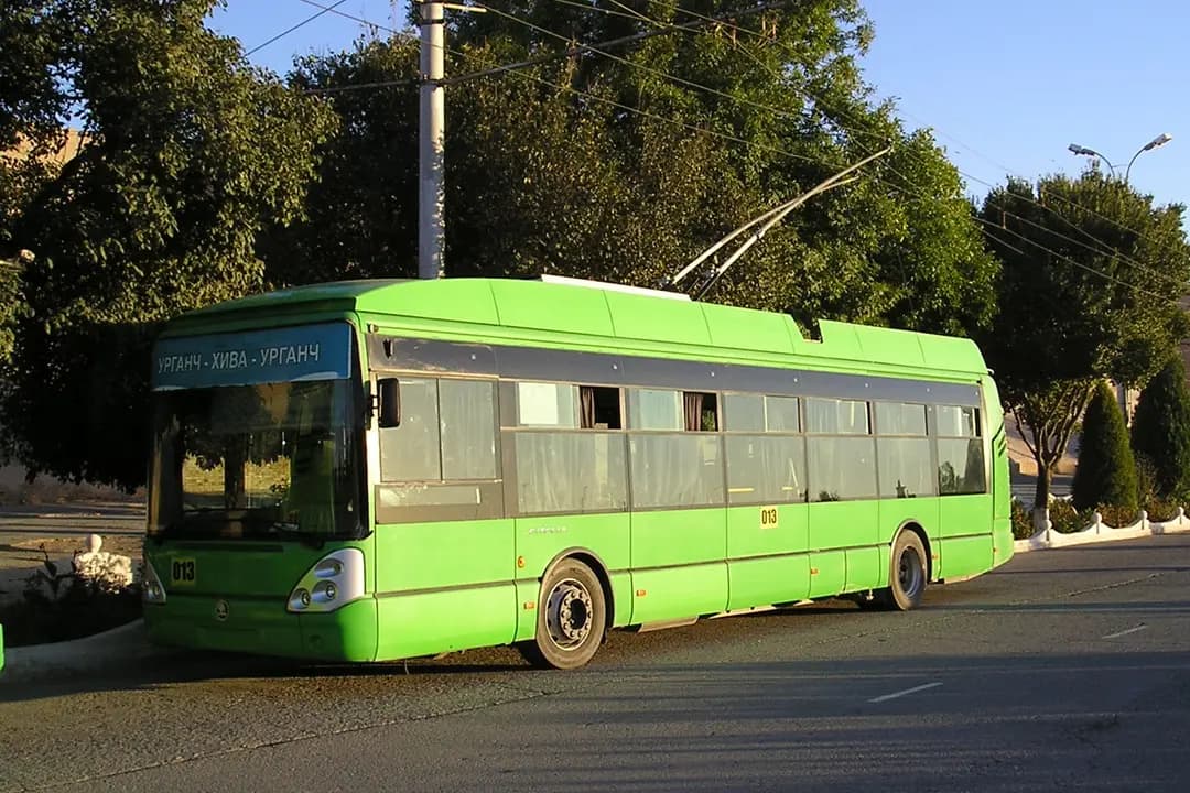Urgench to Khiva: trolleybus, taxi and shared rides over 35 km