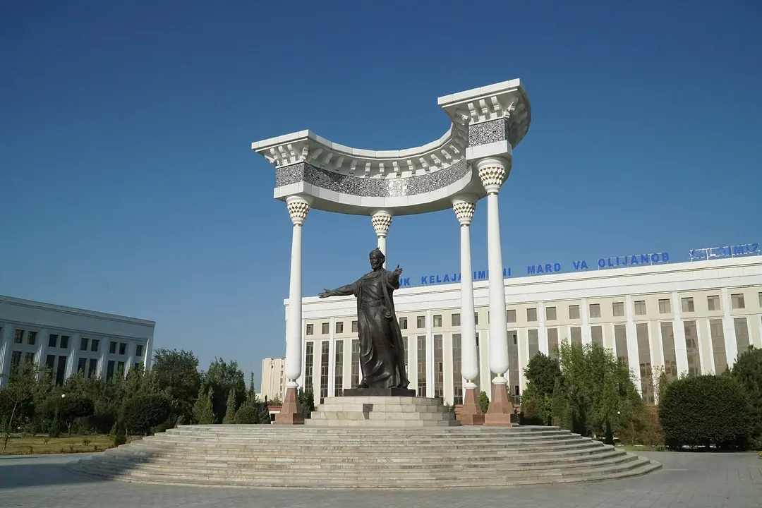 Ургенч — Нукус: переезд между столицами Хорезма и Каракалпакстана